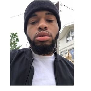 Meet your Posher, Enrique